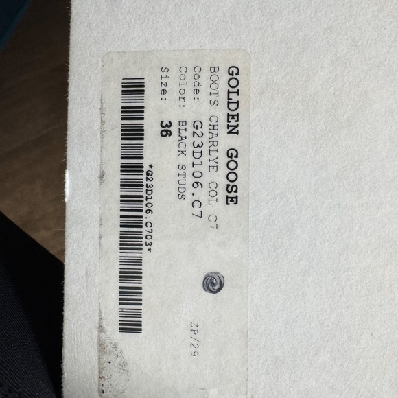 Golden Goose charily with studs - Picture 15 of 15